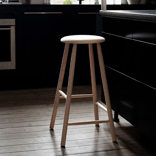 Trævarefabrikken（ツァイワールファブリッケン）NORDIC STOOL NATURAL
