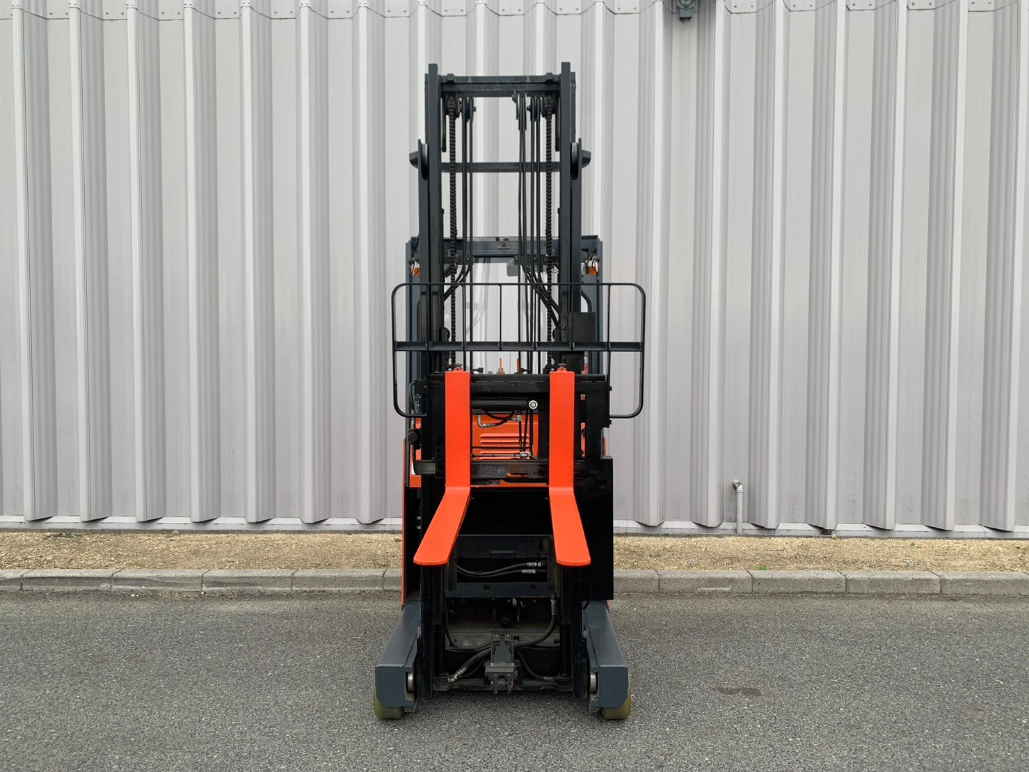 トヨタ中古フォークリフト【7FBR15】まだまだ現役！サイドシフト付