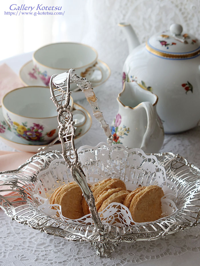 Welcome to ギャラリー虎徹 WEB