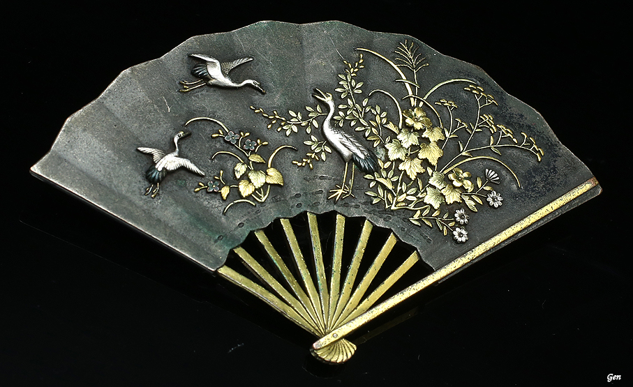 扇型 赤銅 金工 ブローチ 鍔 アンティークジュエリー