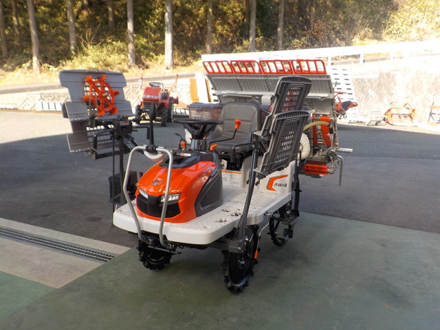 クボタ 乗用田植機 AW4-F 4条植 9.5ps ロータリ植付 セルスタート HST