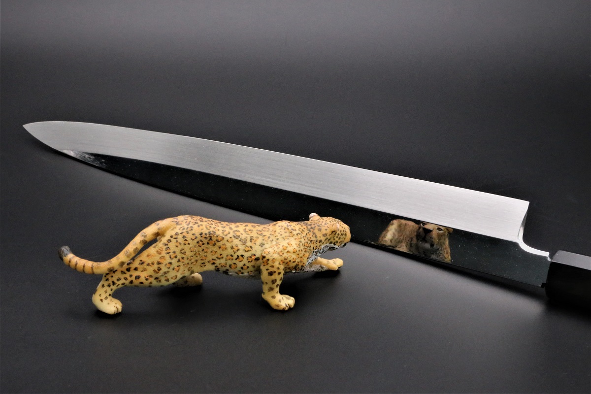 柳刃 白鋼 330mm 油本焼 平鏡面 八角黒檀柄 白木健一作-歌舞伎ナイフ