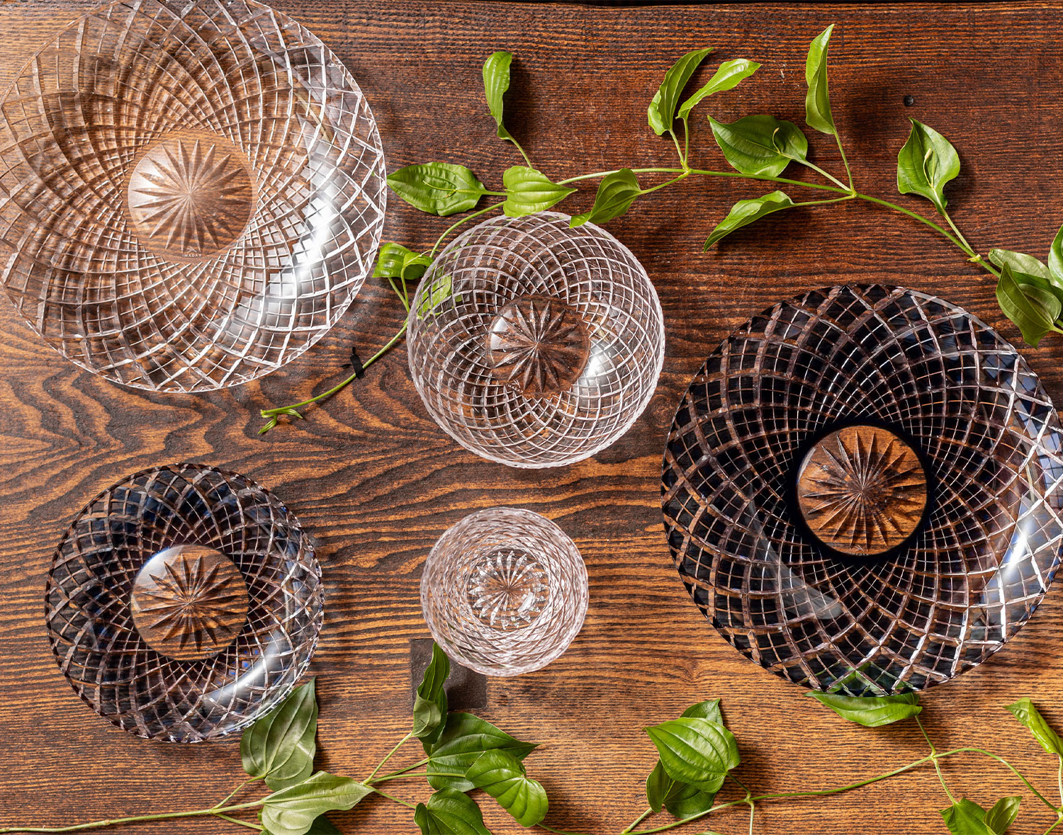 江戸切子 銘々皿＜矢来重紋＞ | カガミクリスタル