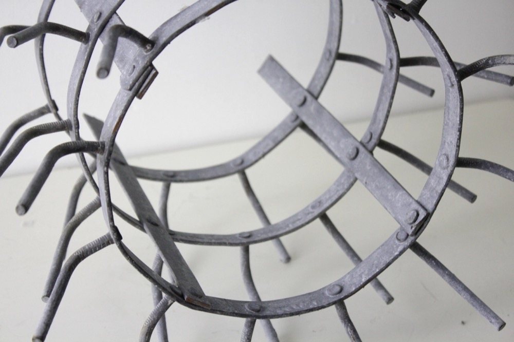 フランス ヴィンテージ アイアン ボトルドライヤー エリソン | キヤ