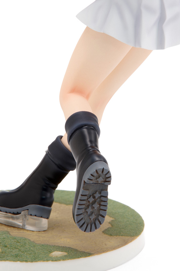 冷泉 麻子【パンツァージャケットVer.】 | 株式会社ウェーブ