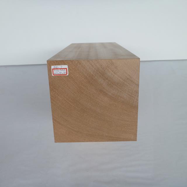 仏像彫刻用 – 赤身のカツラ材（木彫り・木彫刻・大きいサイズ） | DIY