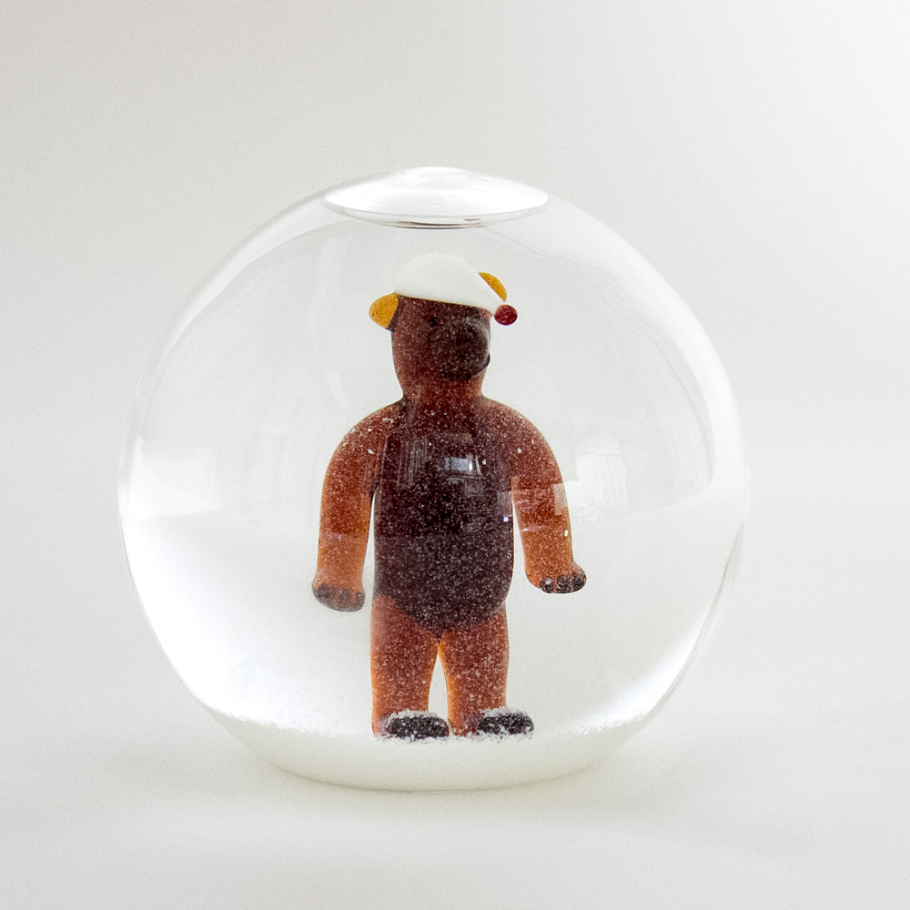 スノードーム（小）帽子のくま：生活・くらし：百町森