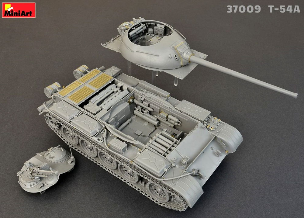 1/35 ミリタリーミニチュア T-54A フルインテリア MINI ART (ミニアート)