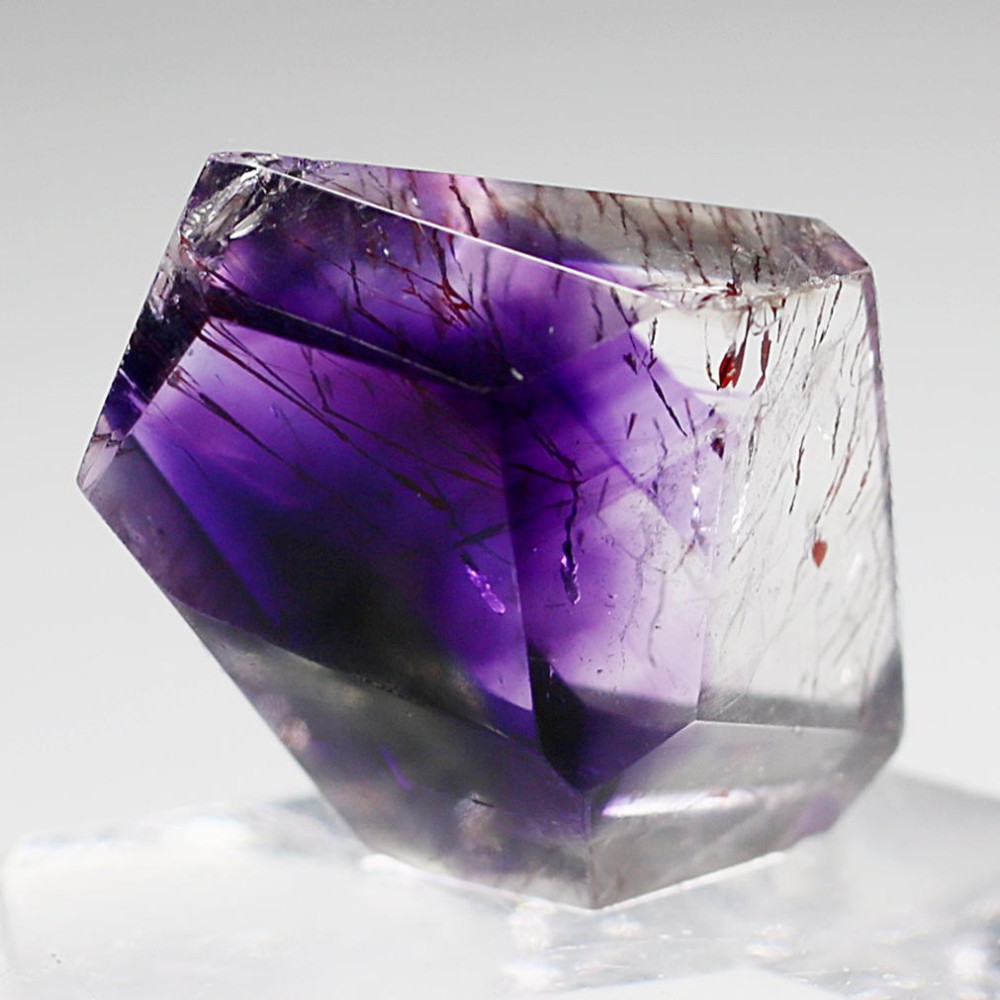 マダガスカル産]アメジストエレスチャルフリーカット（アメジスト