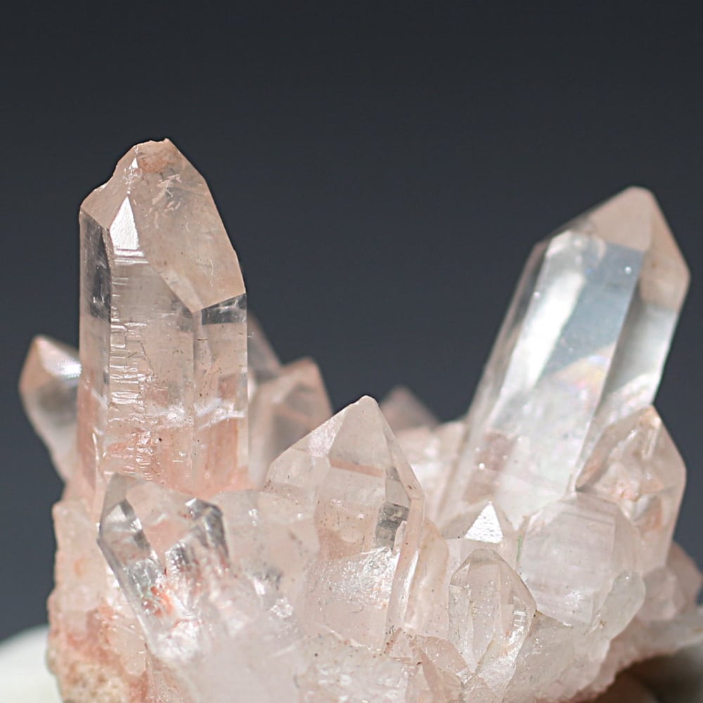 高品質]インド/マニカラン産ヒマラヤ水晶クラスター/原石小さめサイズ