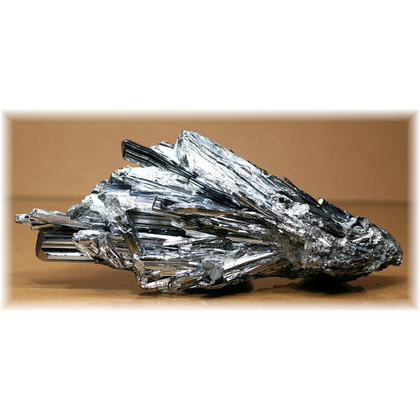 新代鉱山産]スティブナイト結晶原石 - 埼玉県吉川市の天然石専門店