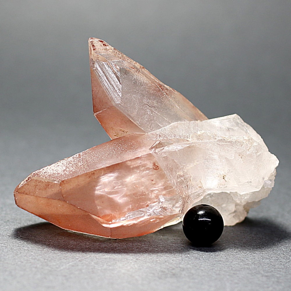 高品質・ディアマンティーナ産]ストロベリーレムリアンシード原石