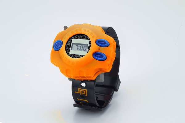 デジモンアドベンチャー」より「デジヴァイス」型腕時計のプレミアム