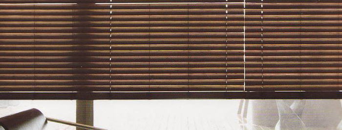 ニチベイの竹製ブラインド、バンブーブラインド取付
