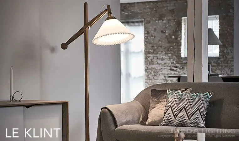 クラシック モデル325 （ライトオーク） フロアランプ CLASSIC ｜ LE