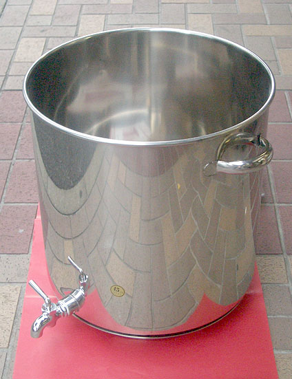 キッチン用品OKUTSUNET】蛇口つきの寸胴鍋 販売中