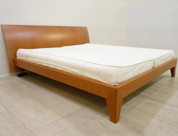 カッシーナ（CASSINA）JUNO（ジューノ） クイーンベッド買取｜L-line