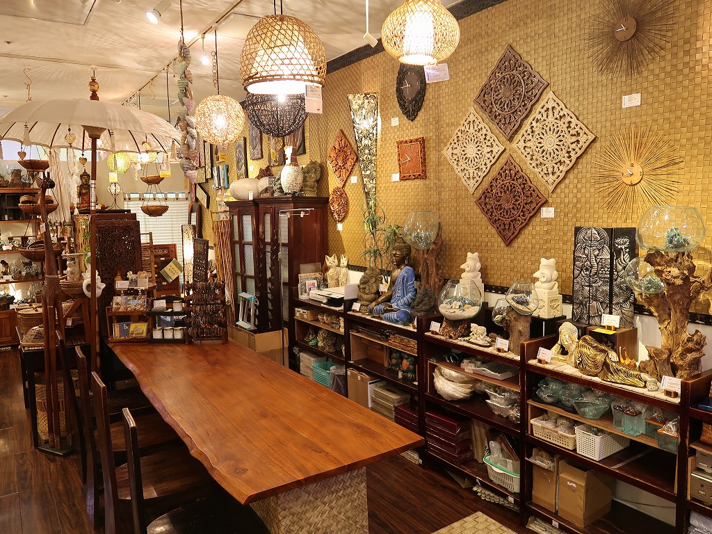 みなとみらい店│アジアン家具・バリ家具の輸入販売Loop(ループ)