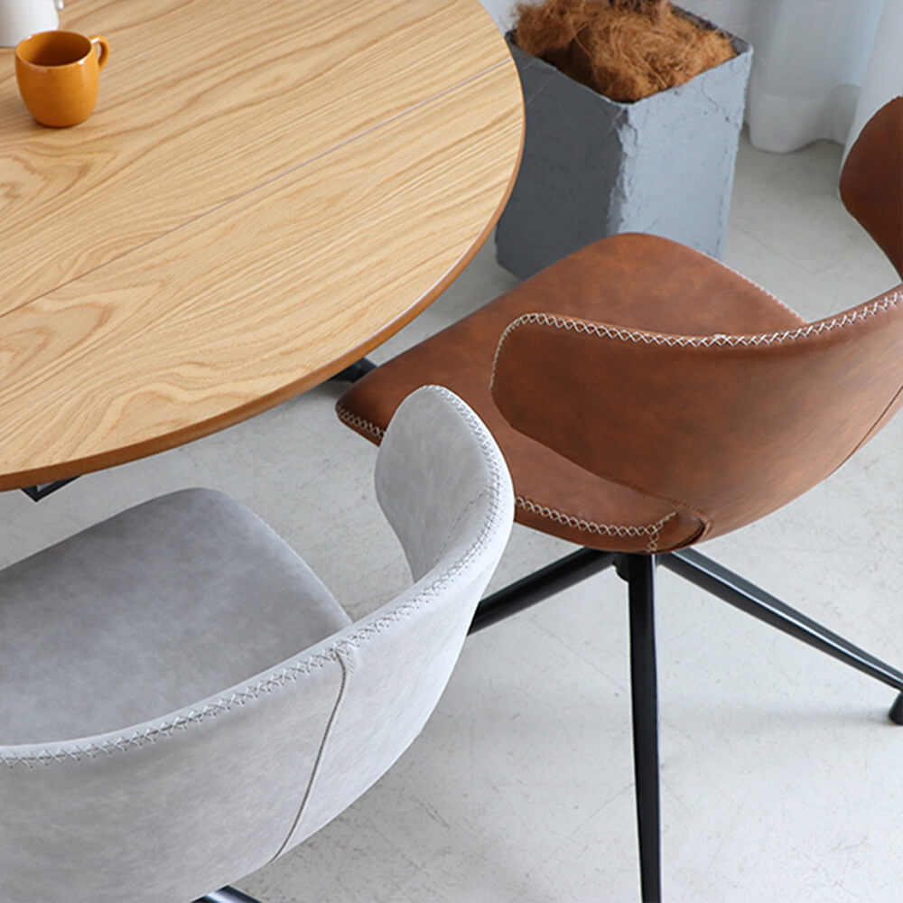 ARM（アーマー）ラウンド（回転）チェア（キャメル） - ダイニング