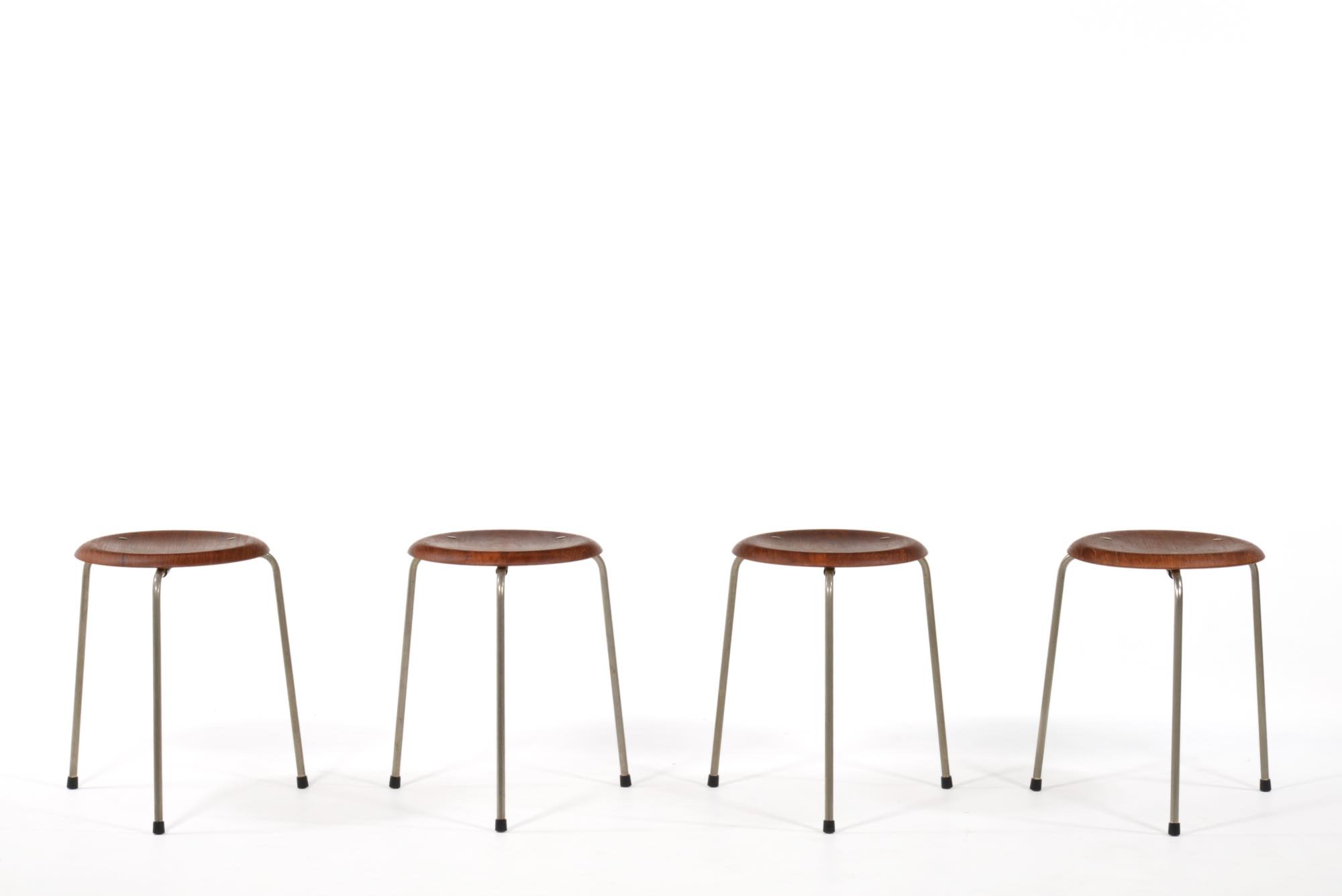 Arne Jacobsen Teak DOT stool｜Luca Scandinavia | 北欧ヴィンテージ
