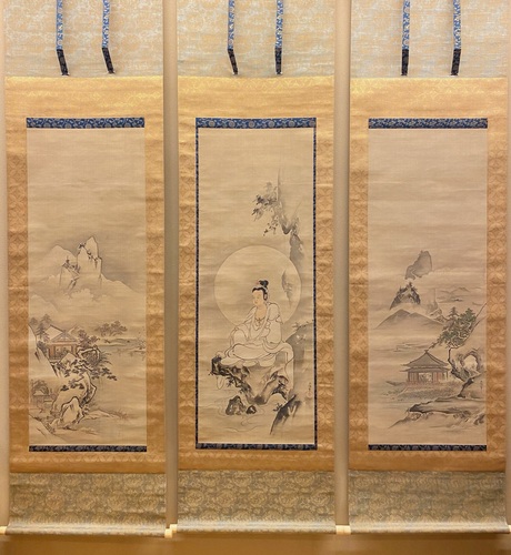 狩野安信 中観音図 三幅対｜古美術・掛け軸の販売・買取・鑑定-松本松栄堂