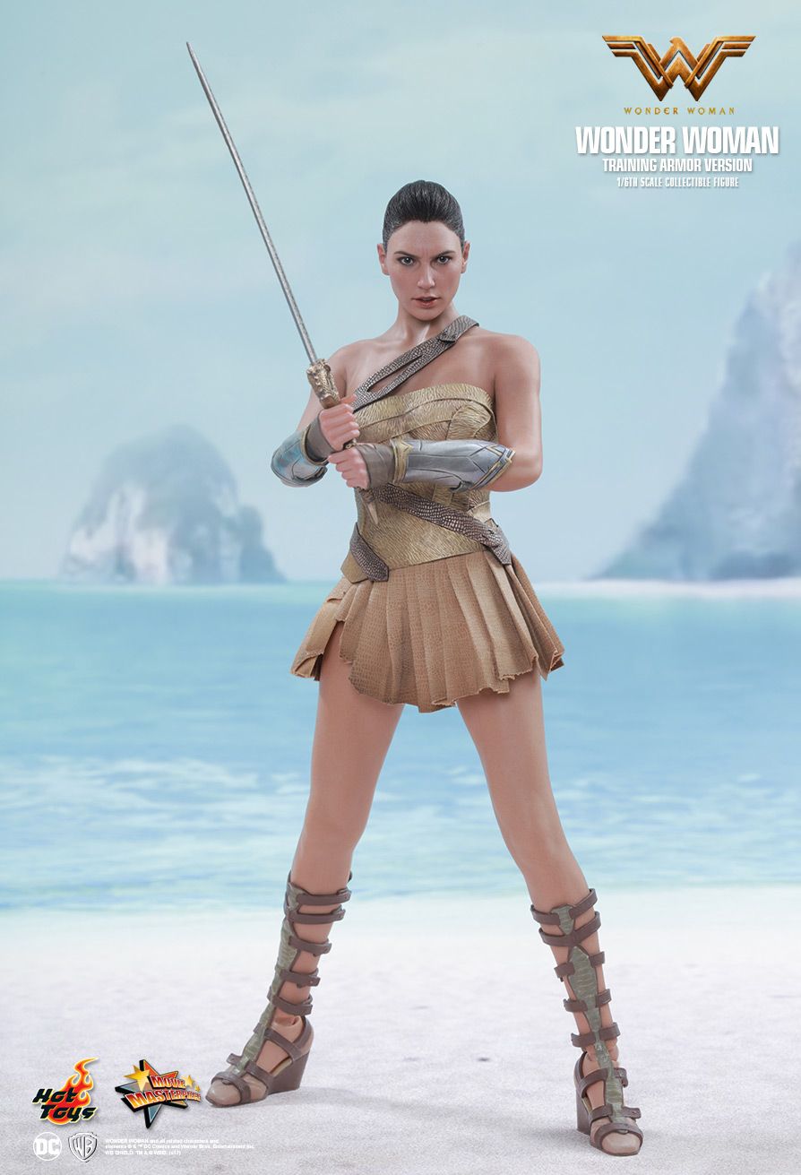 Wonder Woman - Wonder Woman (Training Armor Version) Hot Toys
