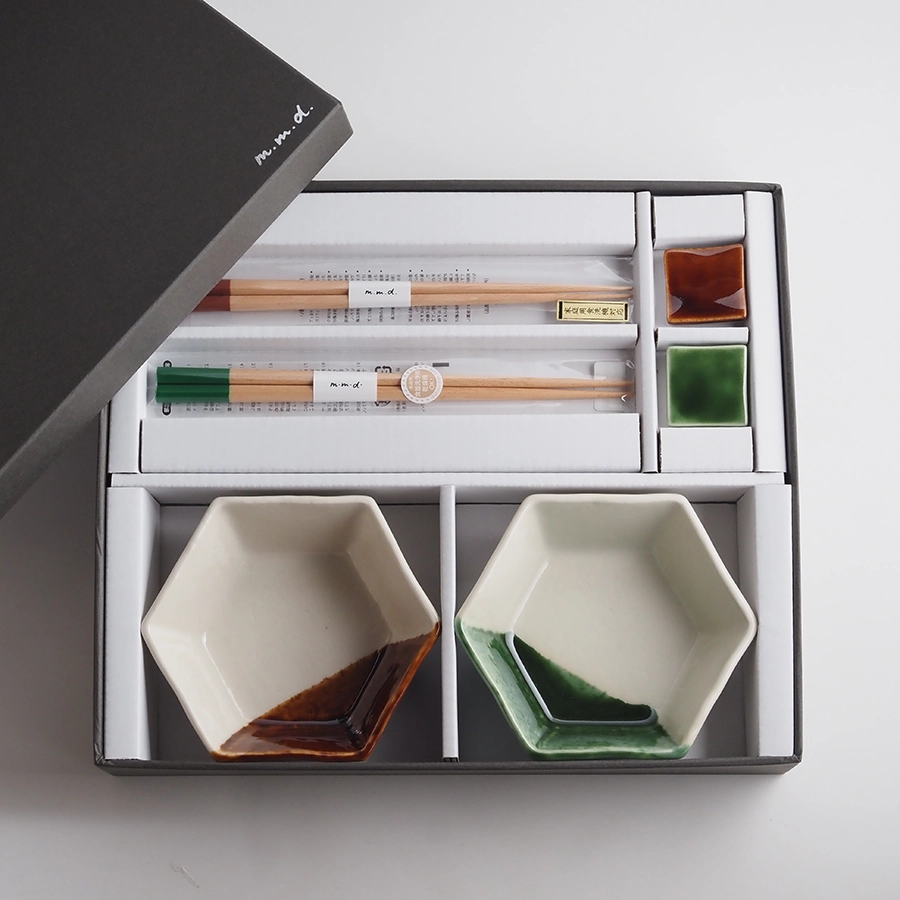 中鉢2枚 + 箸置き2個 + 箸2膳セット / 織部 + アメ / ギフトボックス