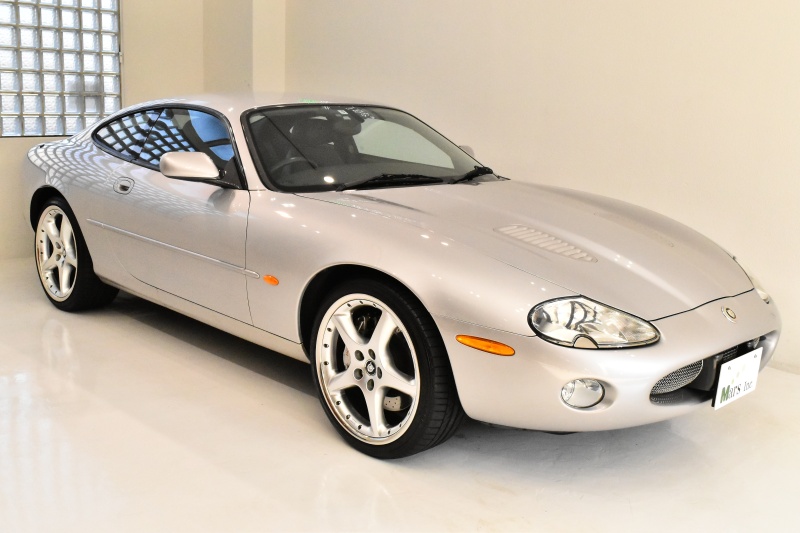 ジャガー XK-R シルバーストーン 正規ディーラー車 50台限定車 歴代