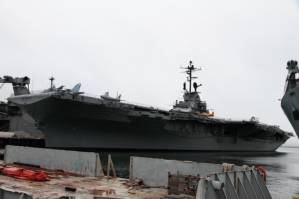 空母ホーネット博物館