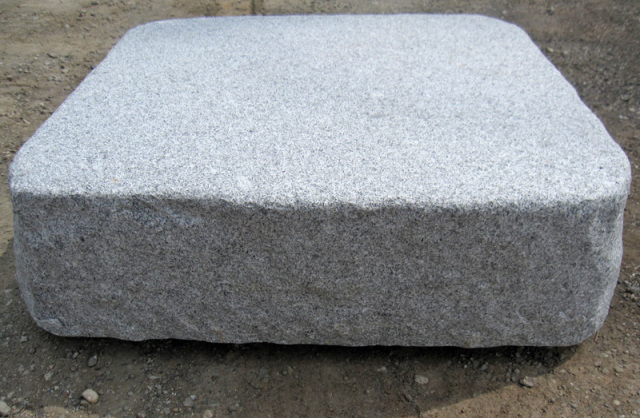 真壁石 沓脱石 84cm 銘石 茨城県産 真壁御影石 グレー 白御影 踏み石