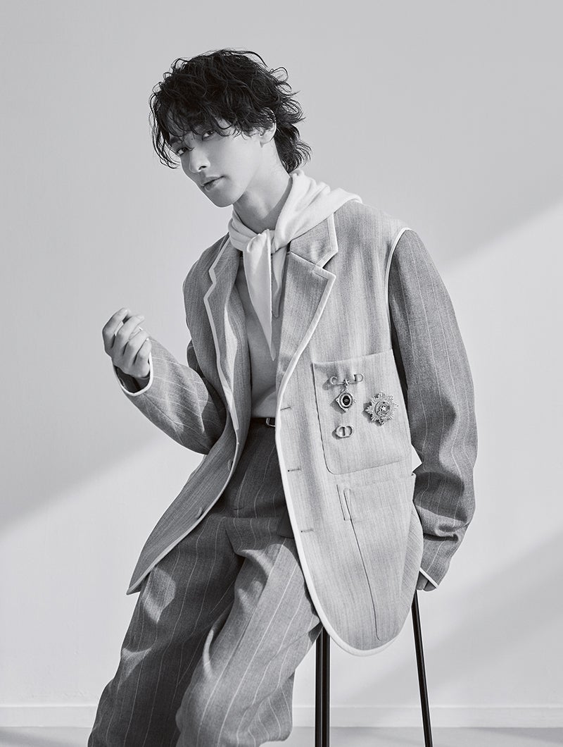 横浜流星、フォーマルとインフォーマルの狭間で。Diorの最新作は