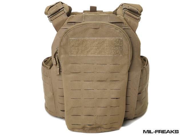 一点物] First Spear Strandhogg SAPIカット Medium+マグポーチ+