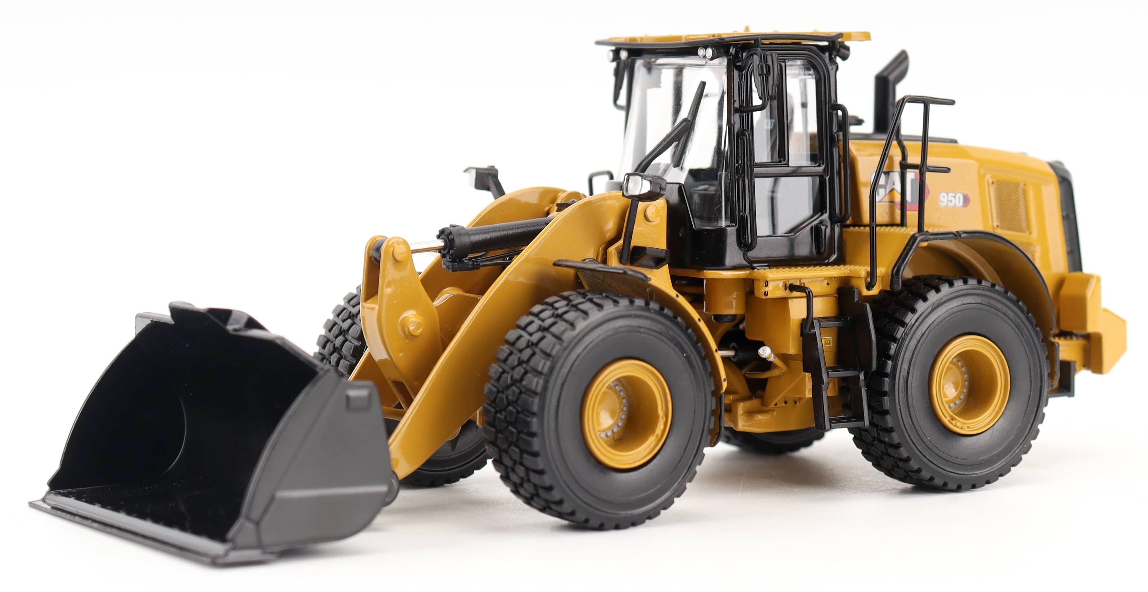 CAT 950 Wheel Loader High Line Series 1:50 · Mining Mayhem