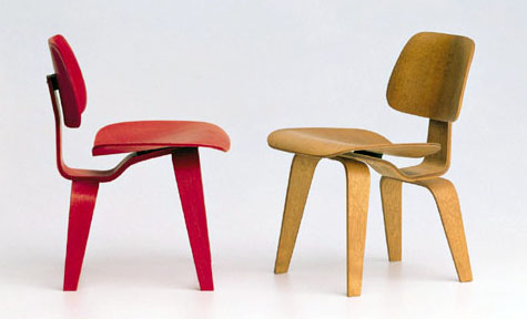 Vitra Miniature: Charles and Ray Eames DCW Chair Red: NOVA68.com