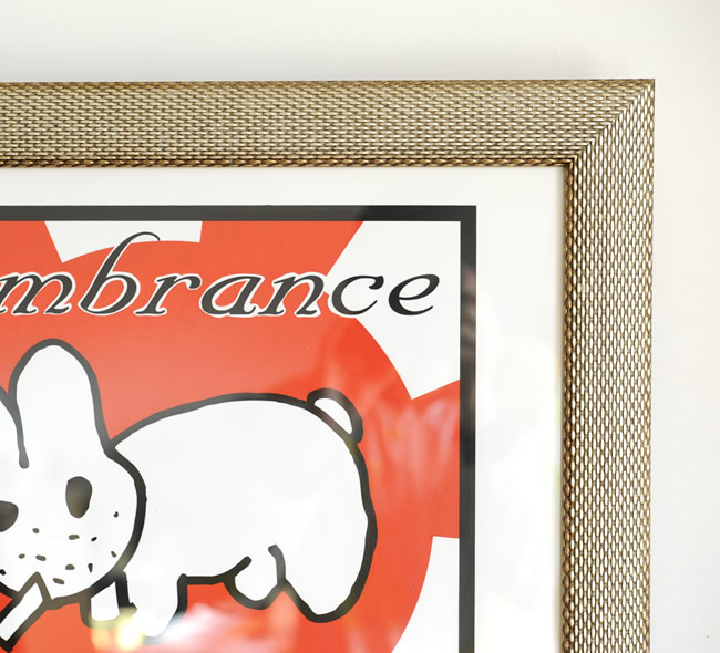 Frank Kozik「Mournful Remembrance」をフレーム/額縁「Golden Silver