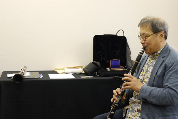 クラリネット選定ポイントは？横川先生インタビュー｜ 管楽器専門店
