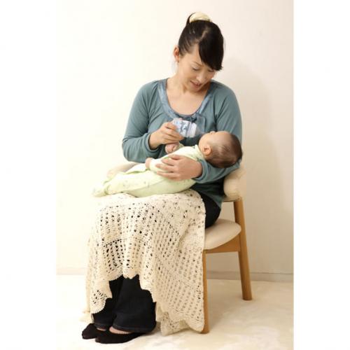 コンビウィズ エンジェルチェア 授乳用チェア レンタル – ベビー用品