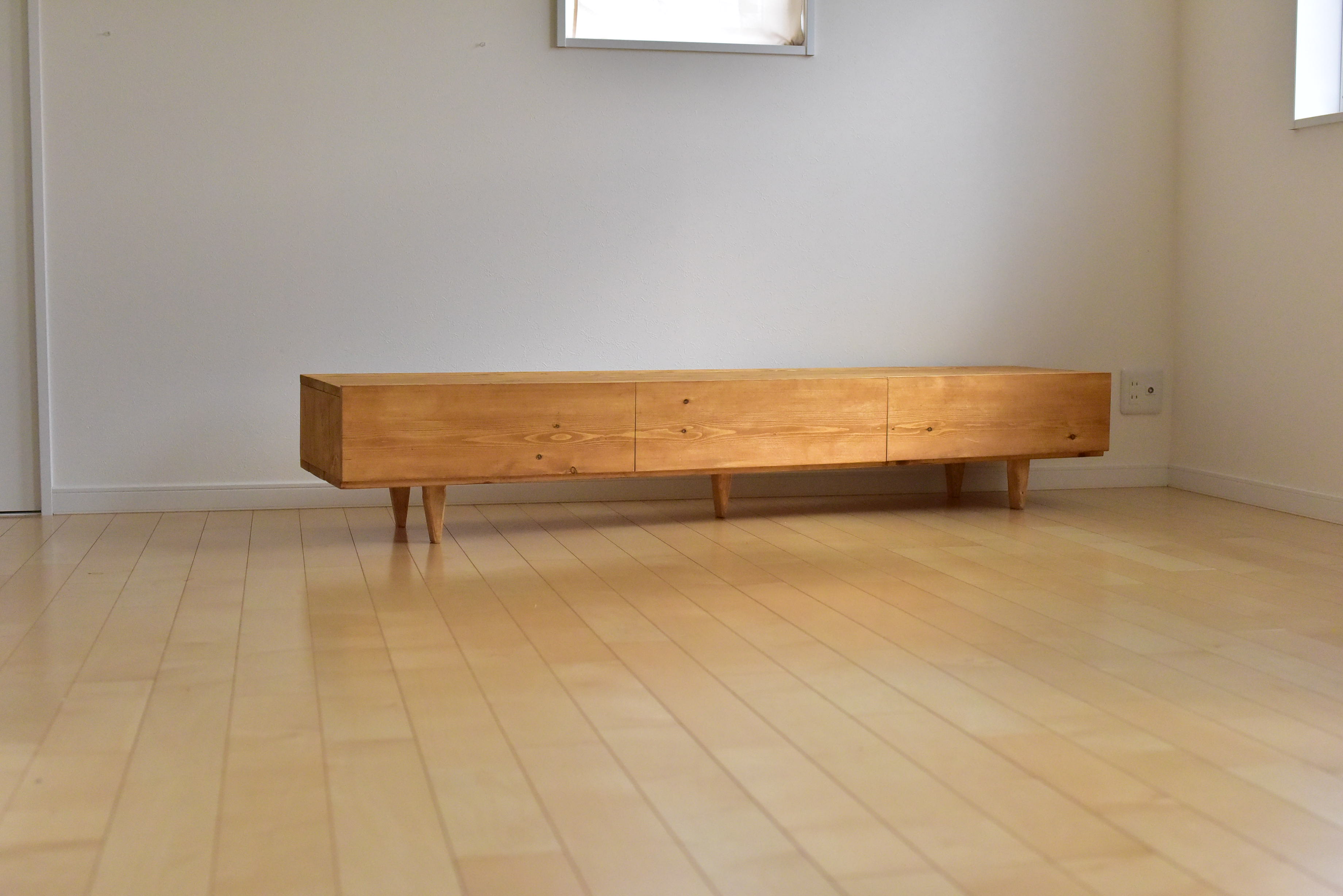 ニノミヤ家具製作所｜何気ない空間を、すこしオシャレに