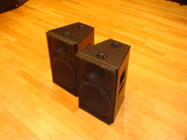 MEYER SOUND - UPA 2台セット｜PA・音響機器レンタルのサウンドクルー