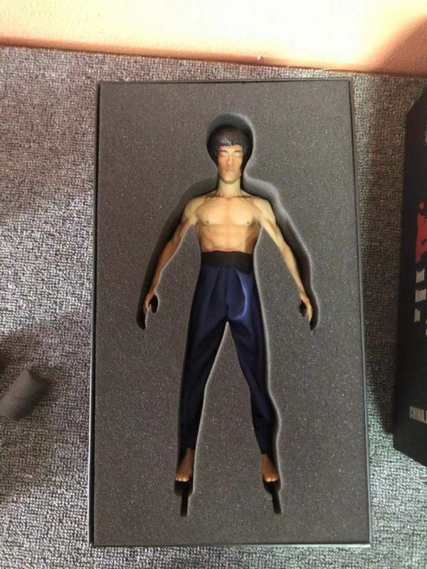 フィギュア専門店 -ソダチトイズ / CHINA.X-H ブルース・リー 1/6