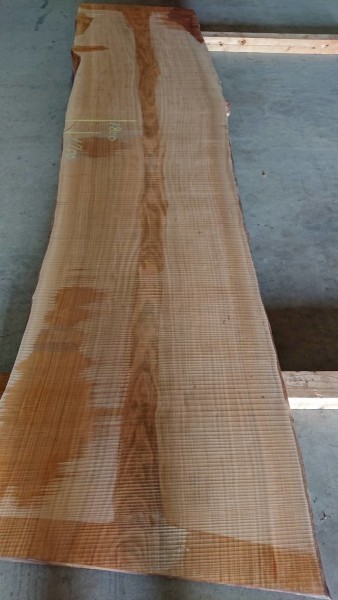 鹿児島鹿児島市 K様 本桜一枚板 (オイル仕上げ) (一枚板 テーブル