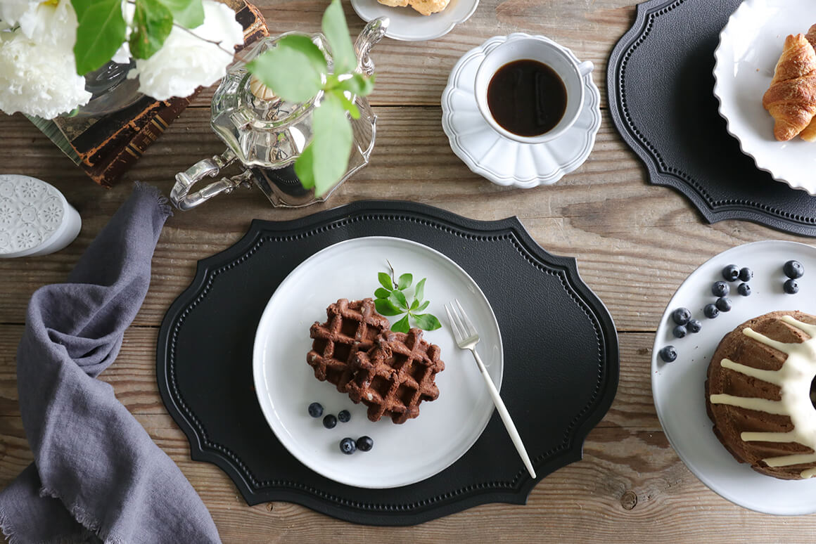 フェイクレザープレースマットWindブラック サラグレースランチョンマット