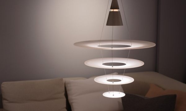 エニグマ425 ペンダントライト / 半透明ホワイトLouis Poulsen（ルイス