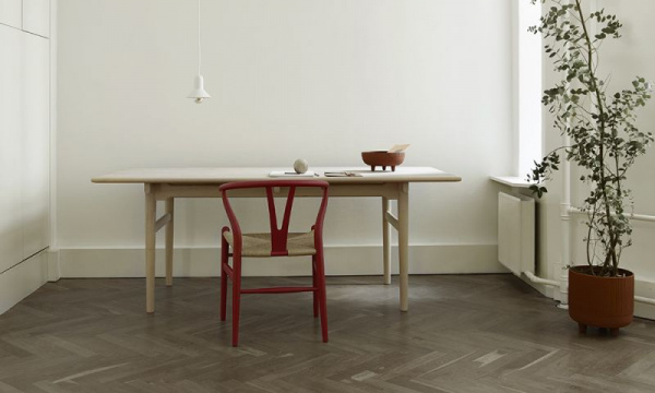 Yチェア CH24 SOFT / レッドブラウンCarl Hansen & Son（カール