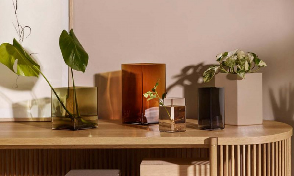 ルーツ フラワーベース 205×180mm / モスグリーンiittala（イッタラ