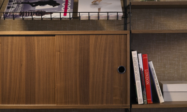 キャビネット W78×D30×H42cm / ウォルナットString Furniture