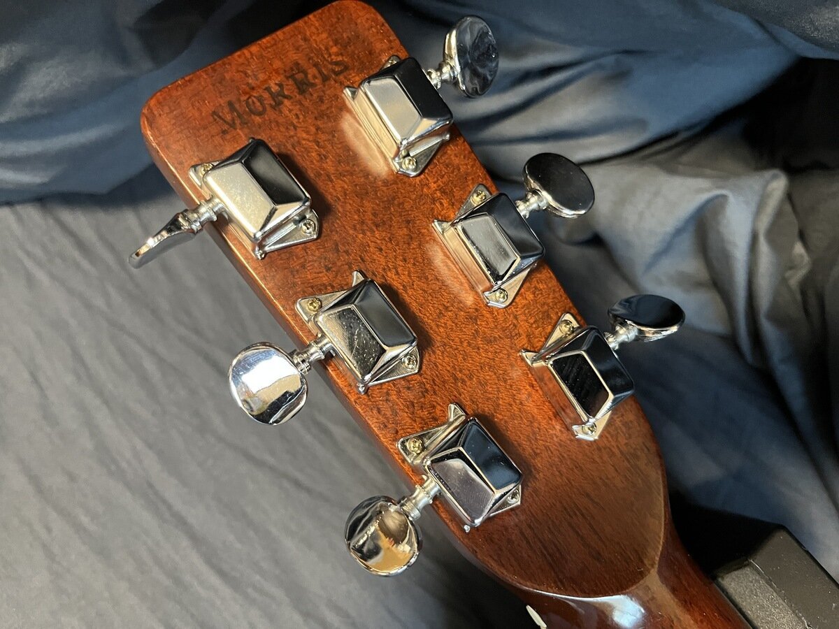 1972年製芳野楽器からモーリス楽器製造へ移行期のモーリスW-25 - 富山