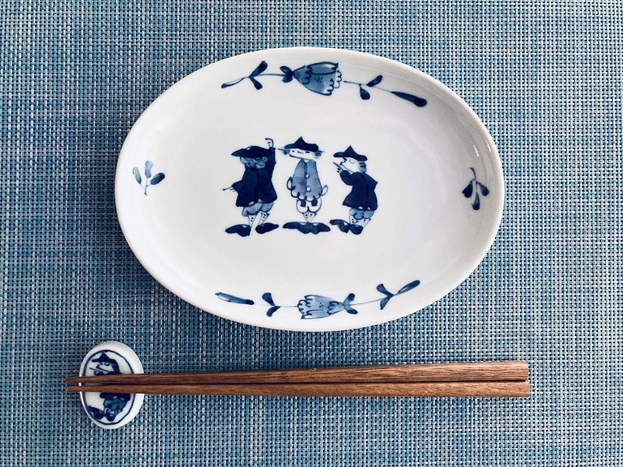 三人異人小判銘々皿 しん窯青花