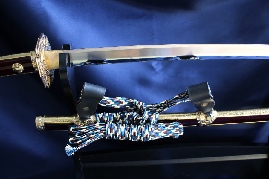 源義経の太刀 【膝丸 ひざまる（薄緑）】