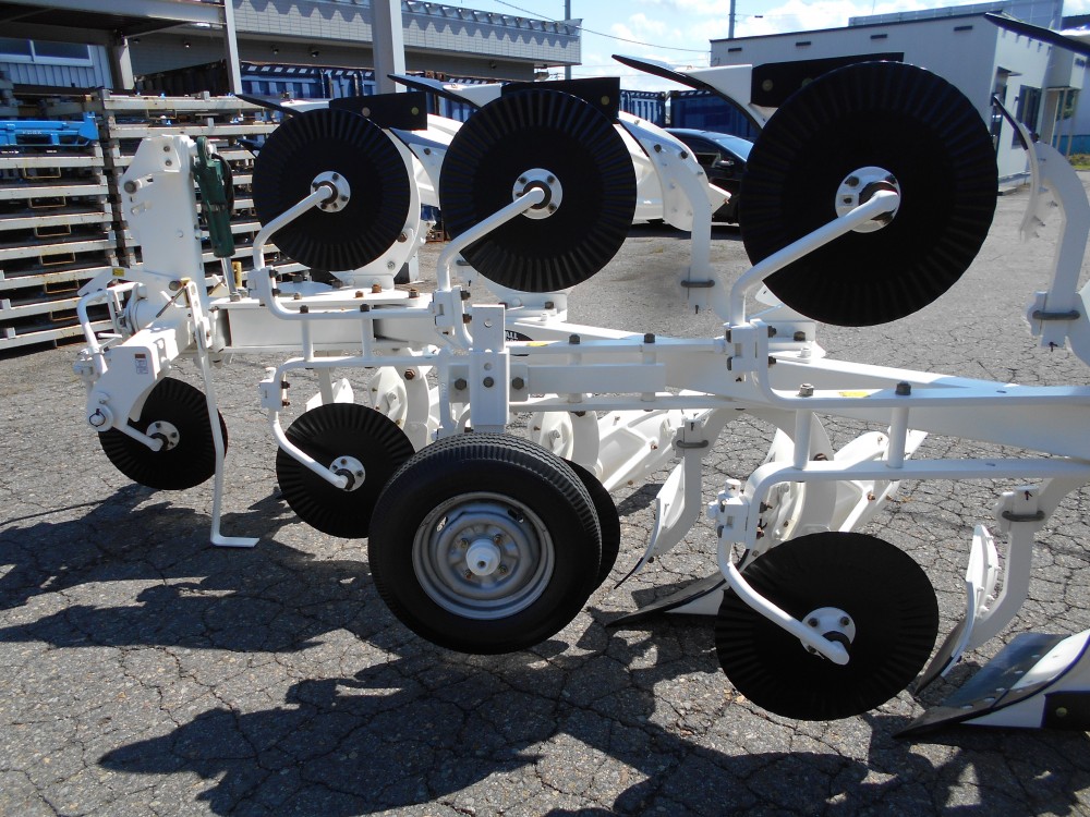 リバーシブルプラウ RQY204F | スガノ農機製品専門中古販売SIR